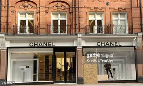 chanel sloane square opening times